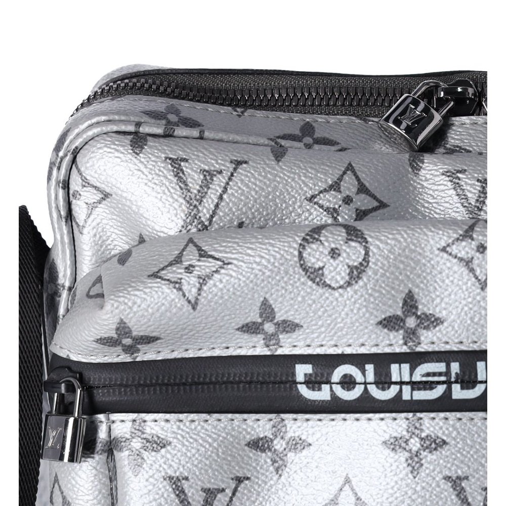Louis Vuitton Messenger PM Reflect Shoulder Bag Crossbody Monogram Silver M43859 - Picture 11 of 17